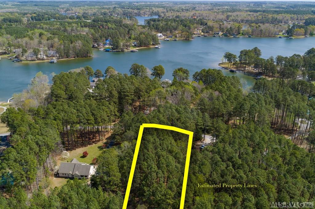 Lot 24 Country Club Dr.
