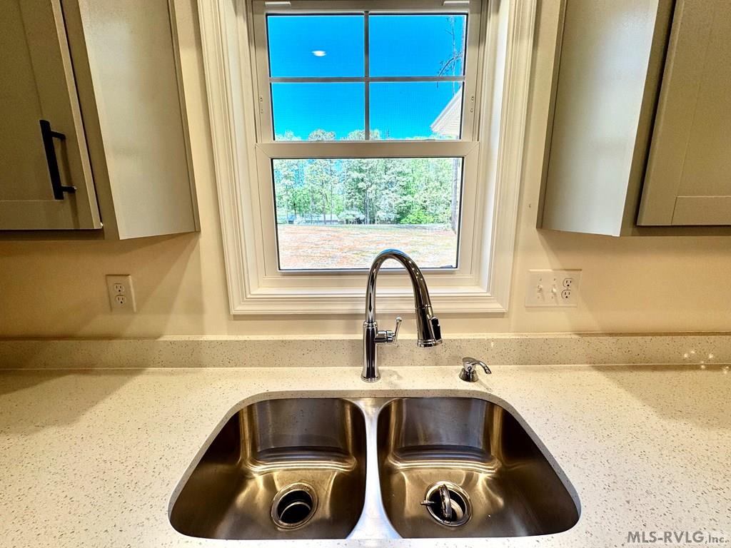 123 Hemlock Dr.