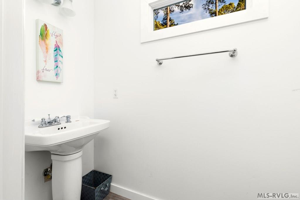 106 W Lizard Bay Drive