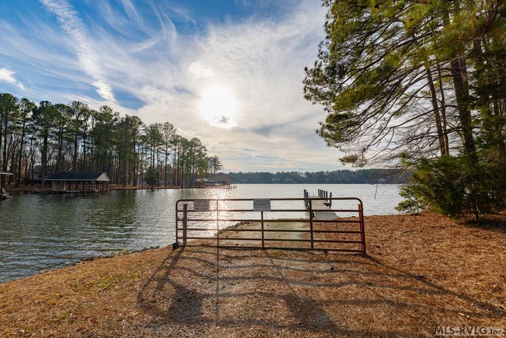 106 W Lizard Bay Drive