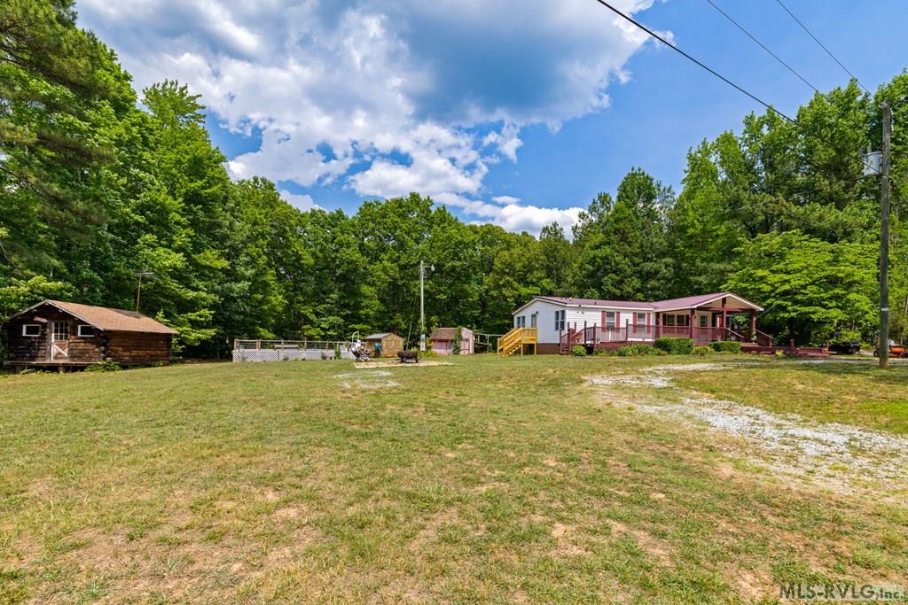 120 Sunset Hollow Ln.