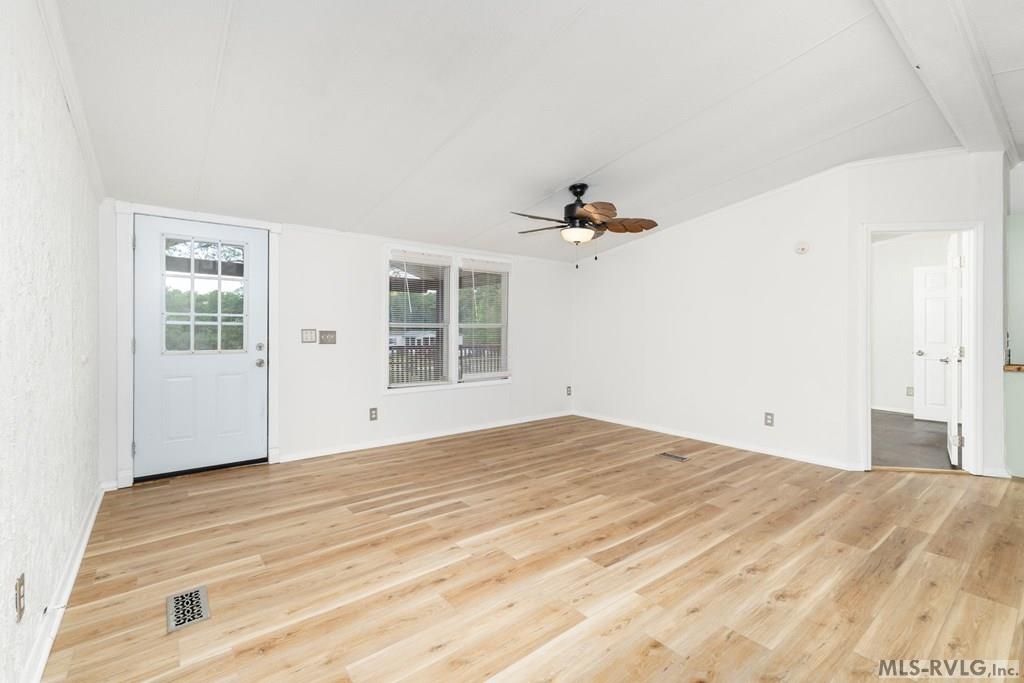 120 Sunset Hollow Ln.