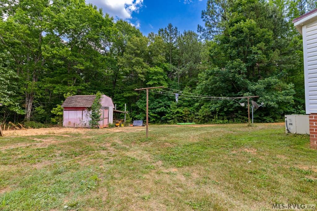120 Sunset Hollow Ln.