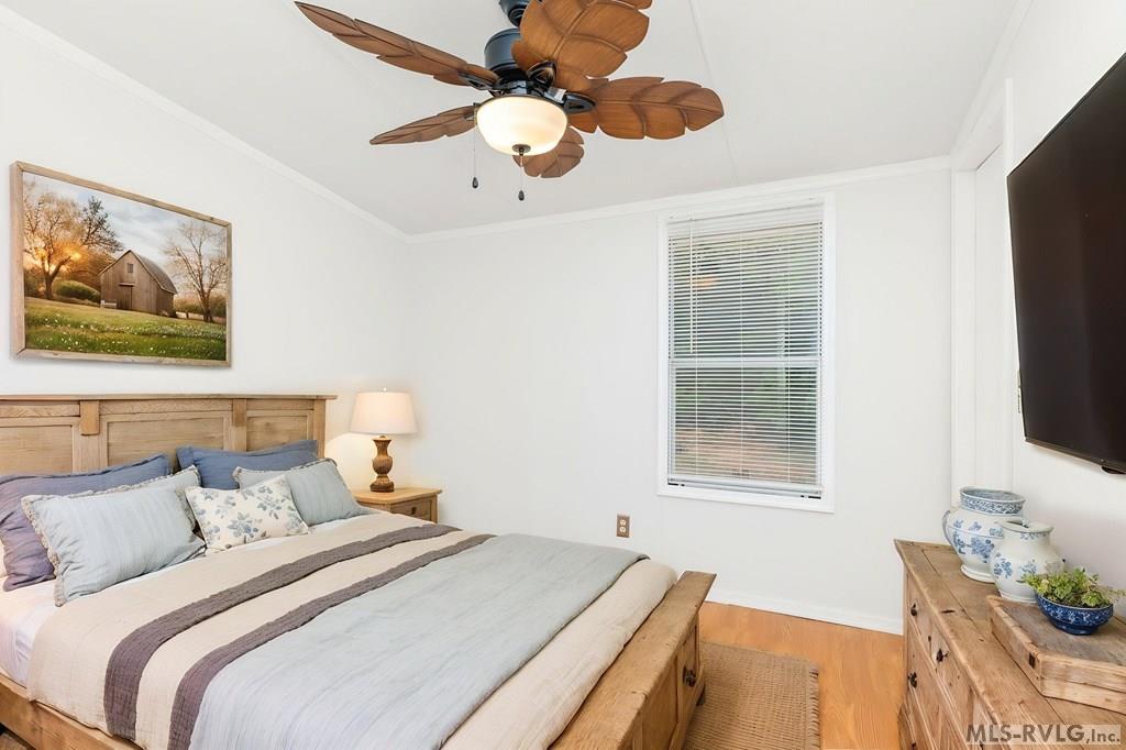 120 Sunset Hollow Ln.