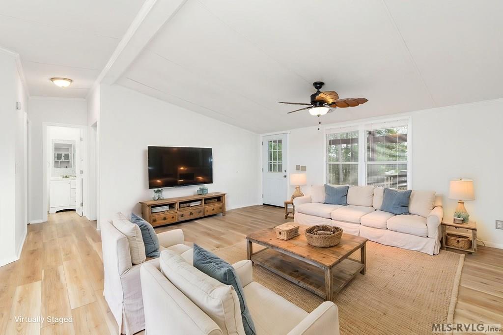 120 Sunset Hollow Ln.