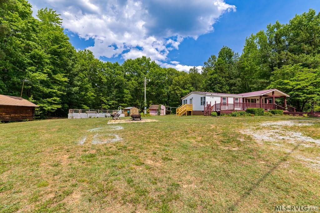 120 Sunset Hollow Ln.