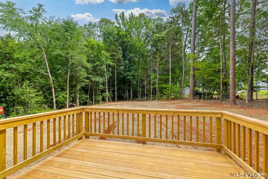 208 Chestnut Dr.