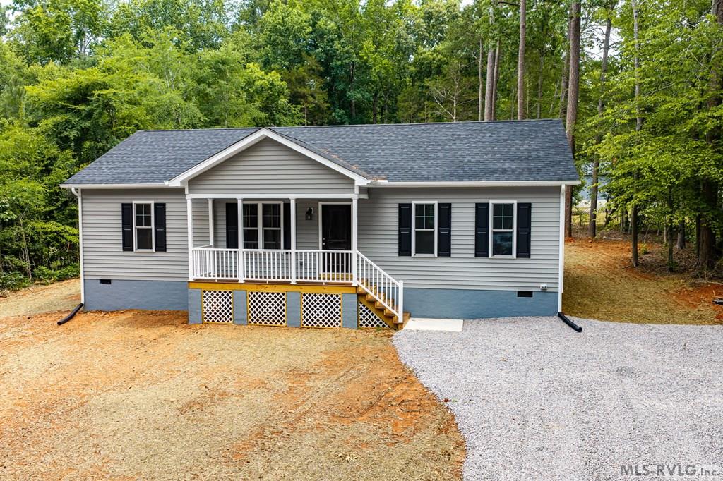 208 Chestnut Dr.