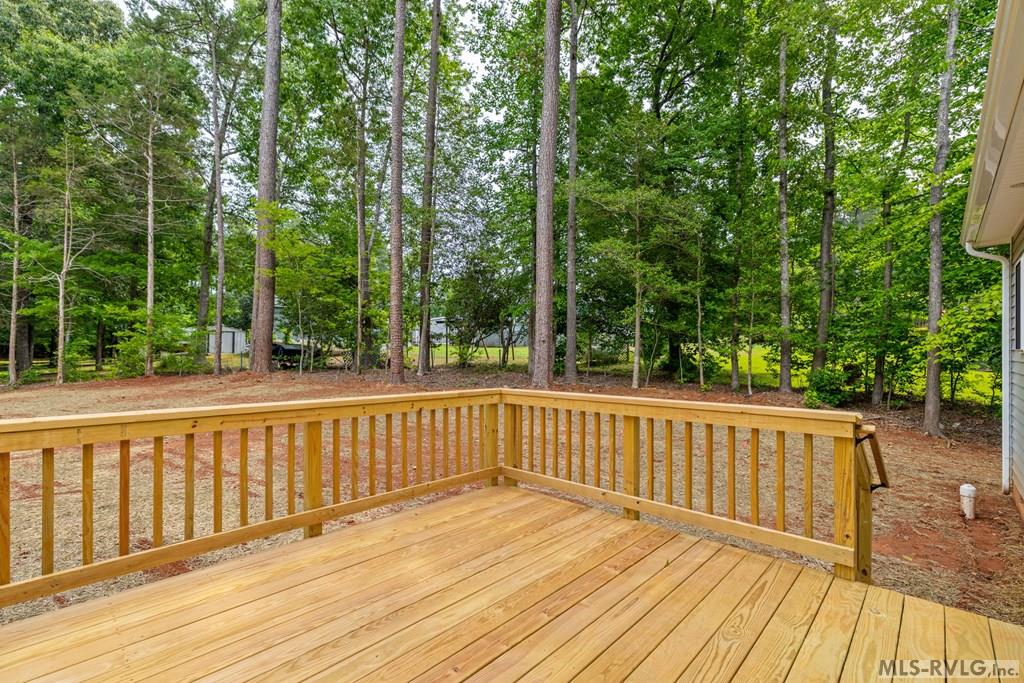 208 Chestnut Dr.