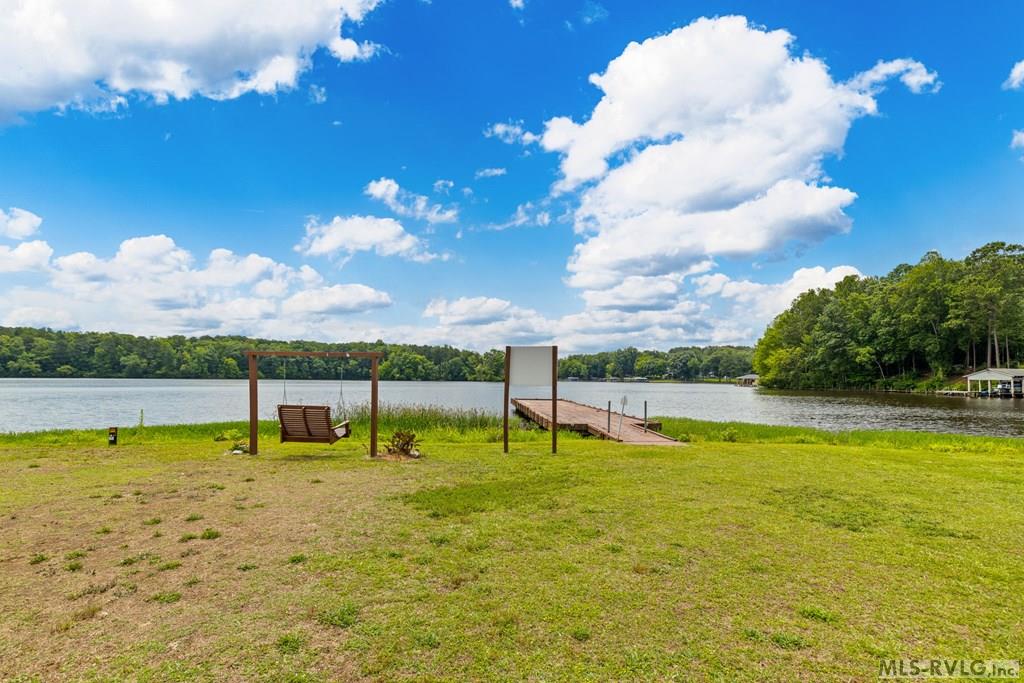 208 Chestnut Dr.
