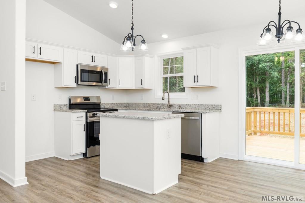 208 Chestnut Dr.
