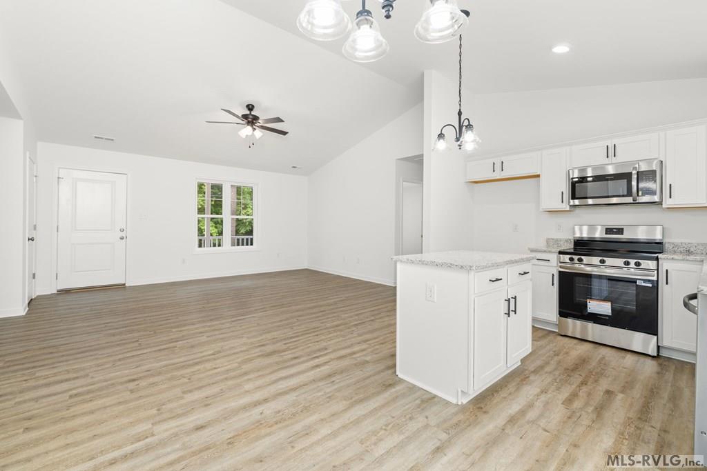 208 Chestnut Dr.