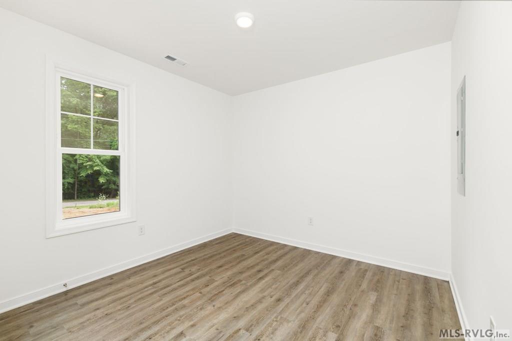 208 Chestnut Dr.