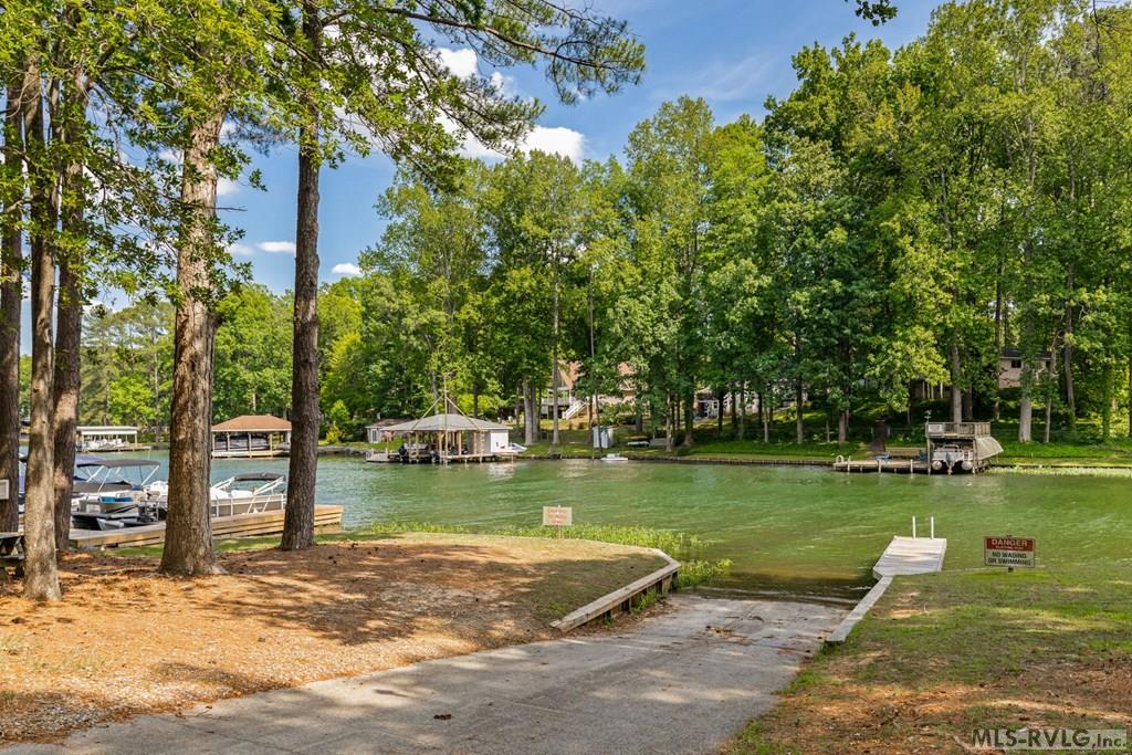 122 Timberlane Dr.