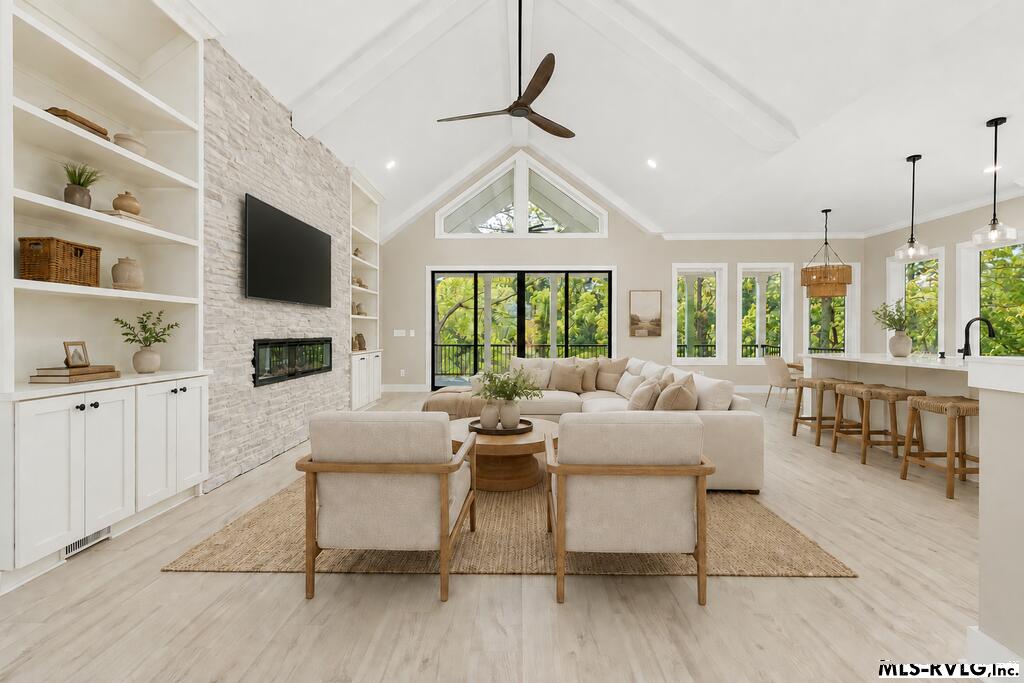 455 Mountain Rock Trail