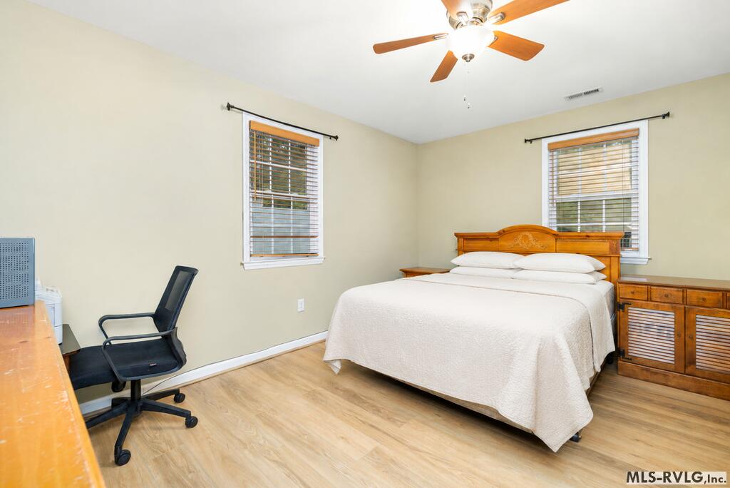 137 Jamestown Ln.