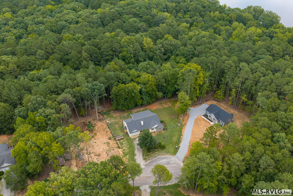 137 Jamestown Ln.