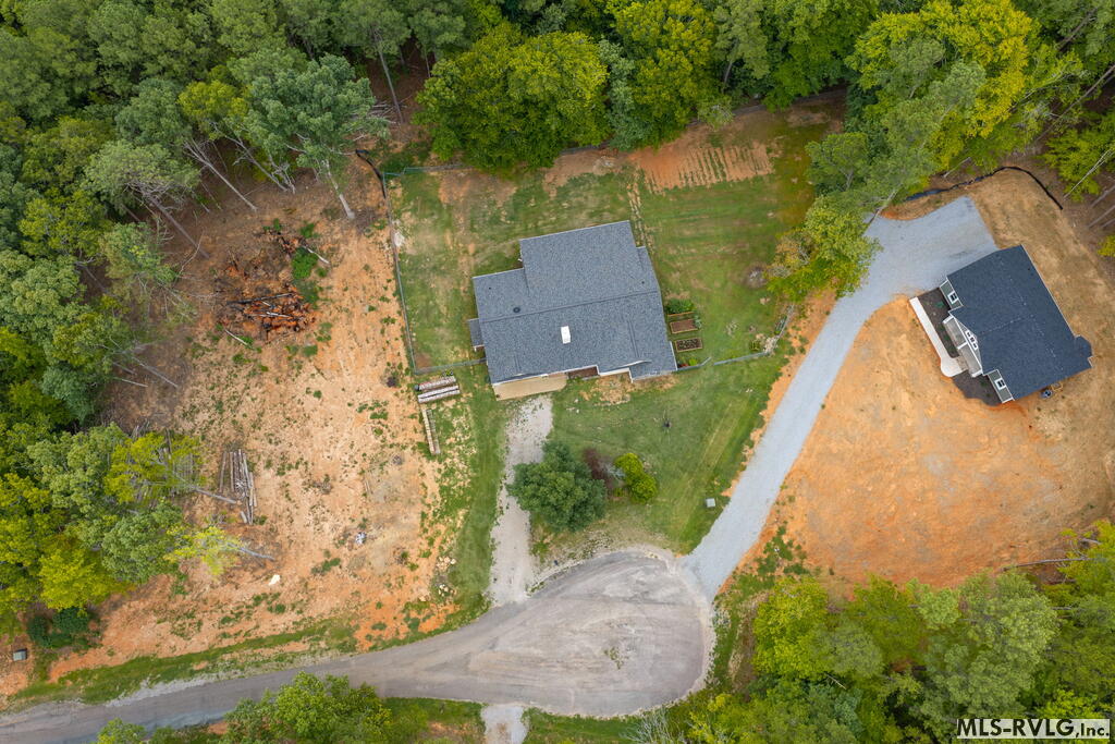 137 Jamestown Ln.