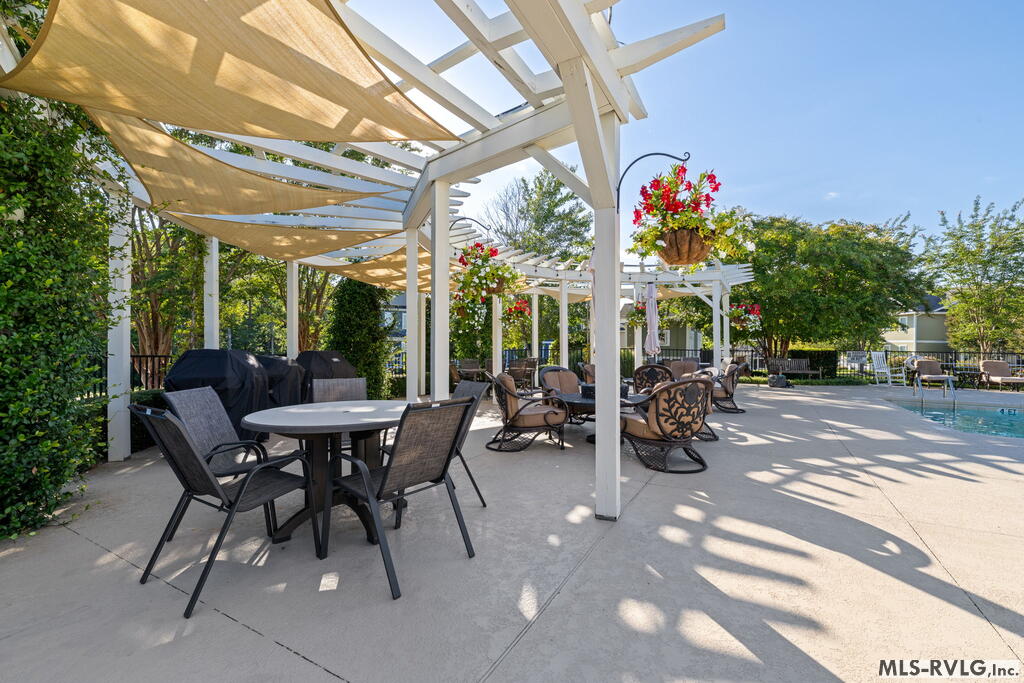 111 Coveside Ct.