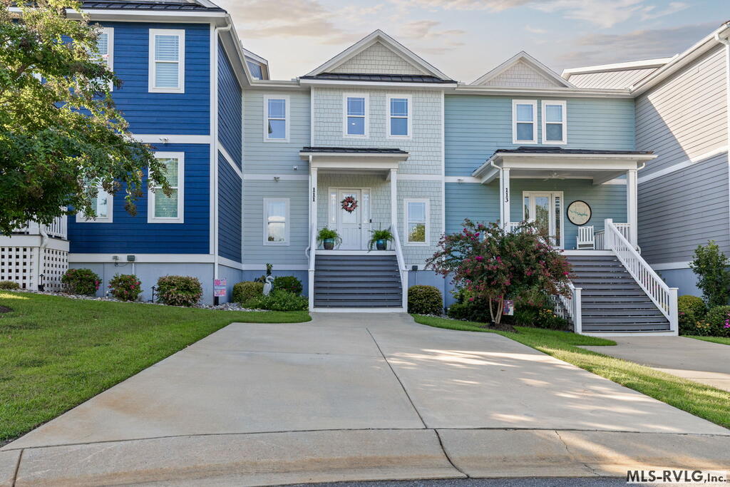 111 Coveside Ct.