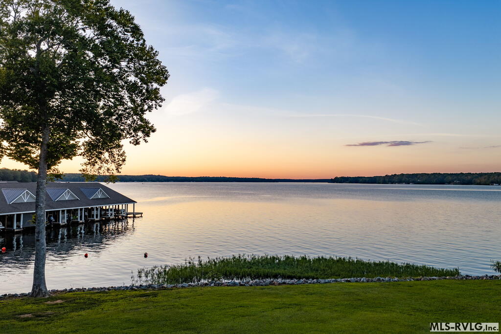 111 Coveside Ct.