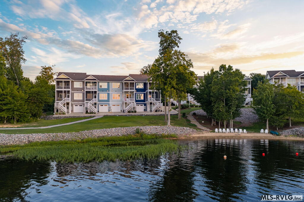 111 Coveside Ct.
