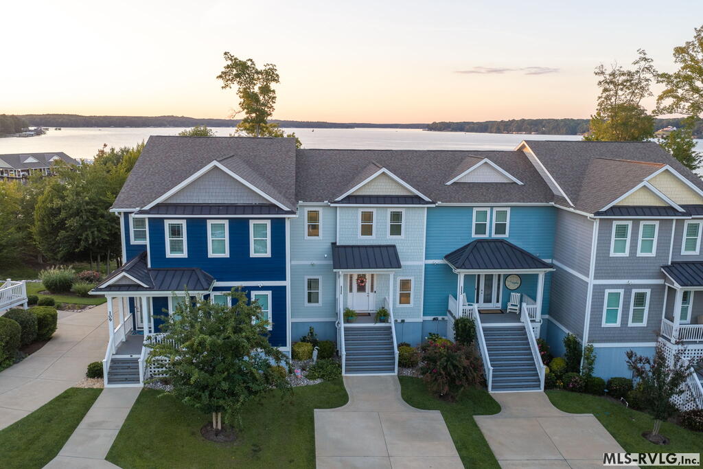 111 Coveside Ct.