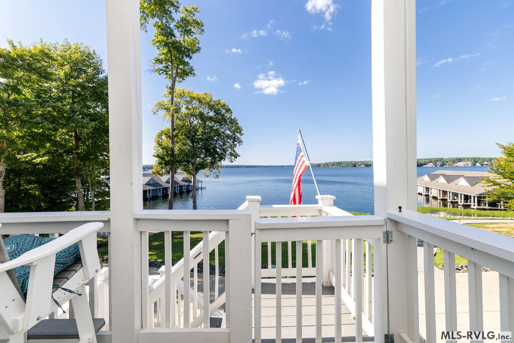 111 Coveside Ct.