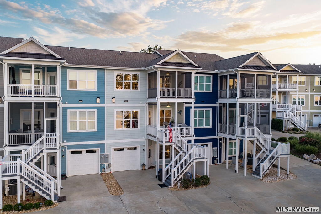111 Coveside Ct.