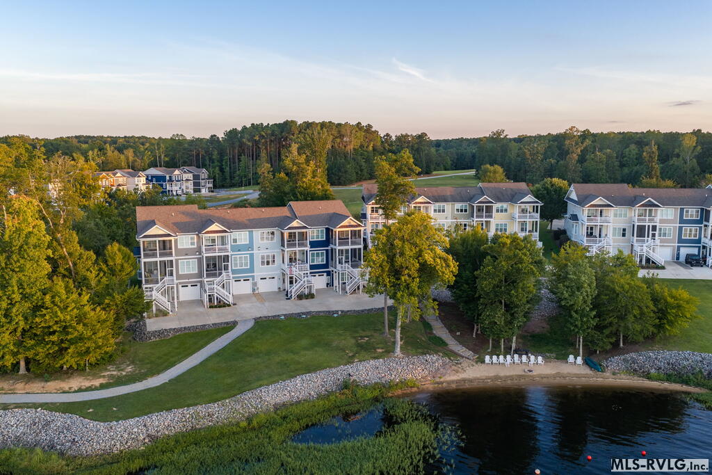 111 Coveside Ct.