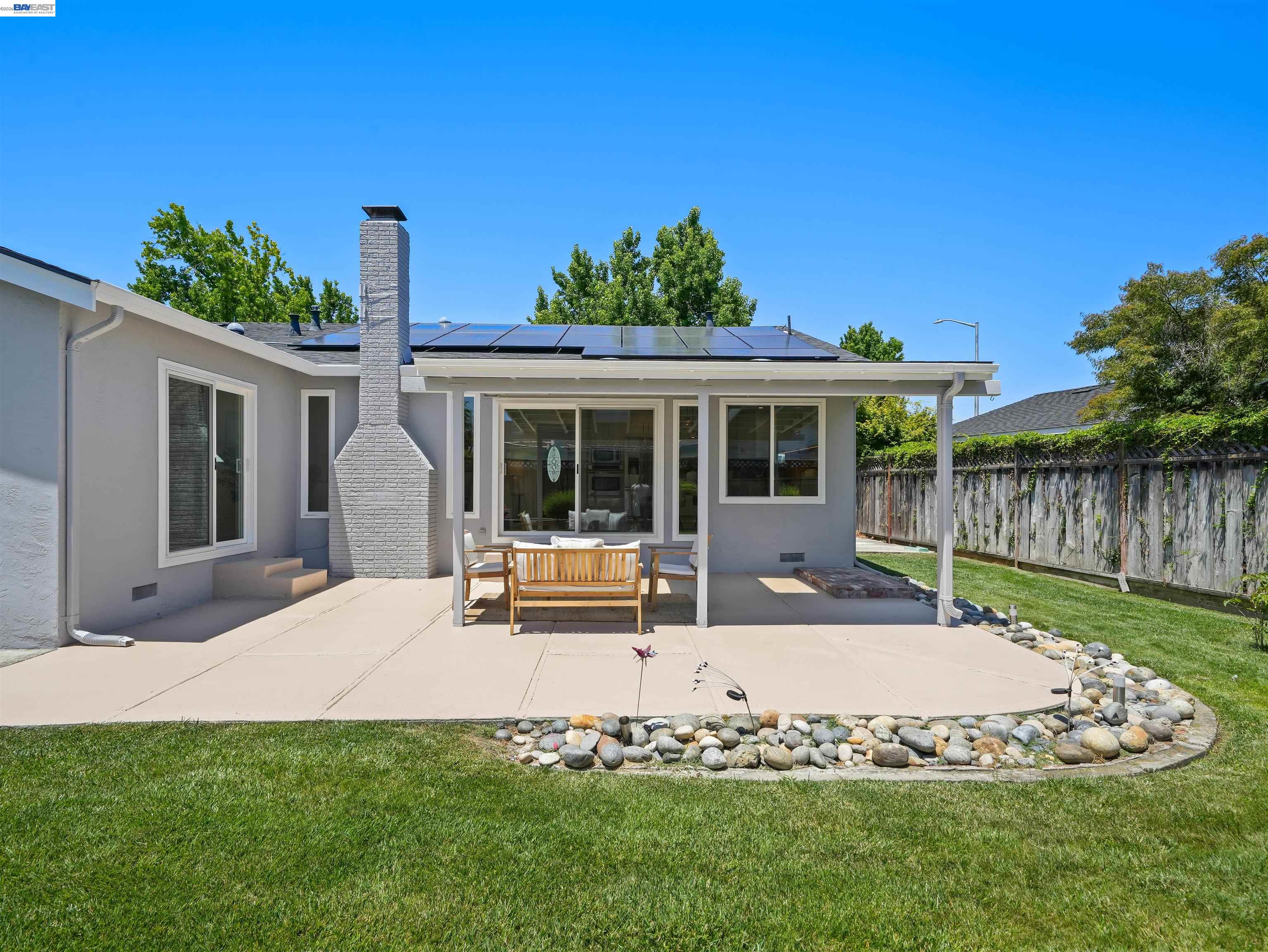 4815 Windermere Dr