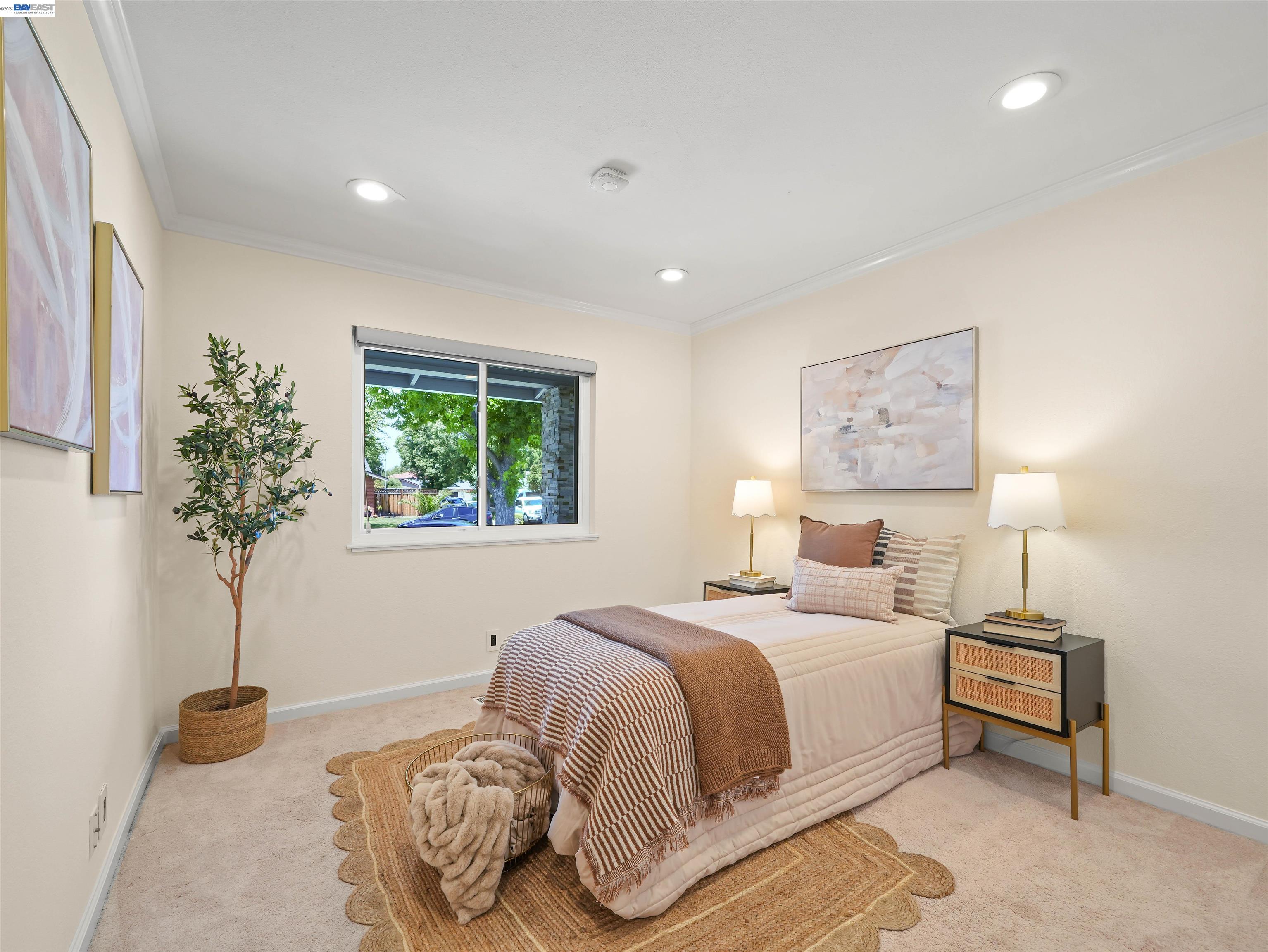 4815 Windermere Dr
