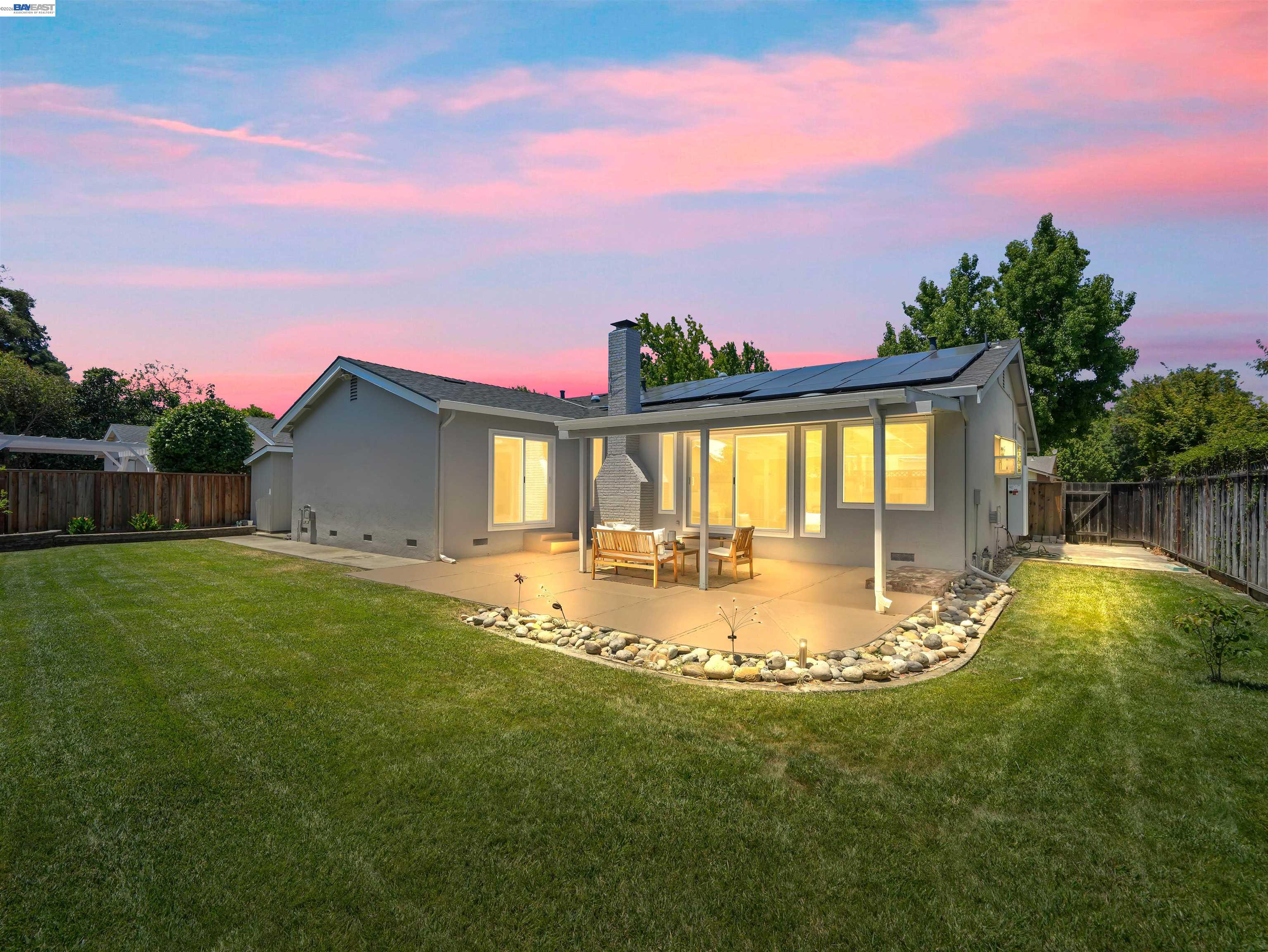 4815 Windermere Dr