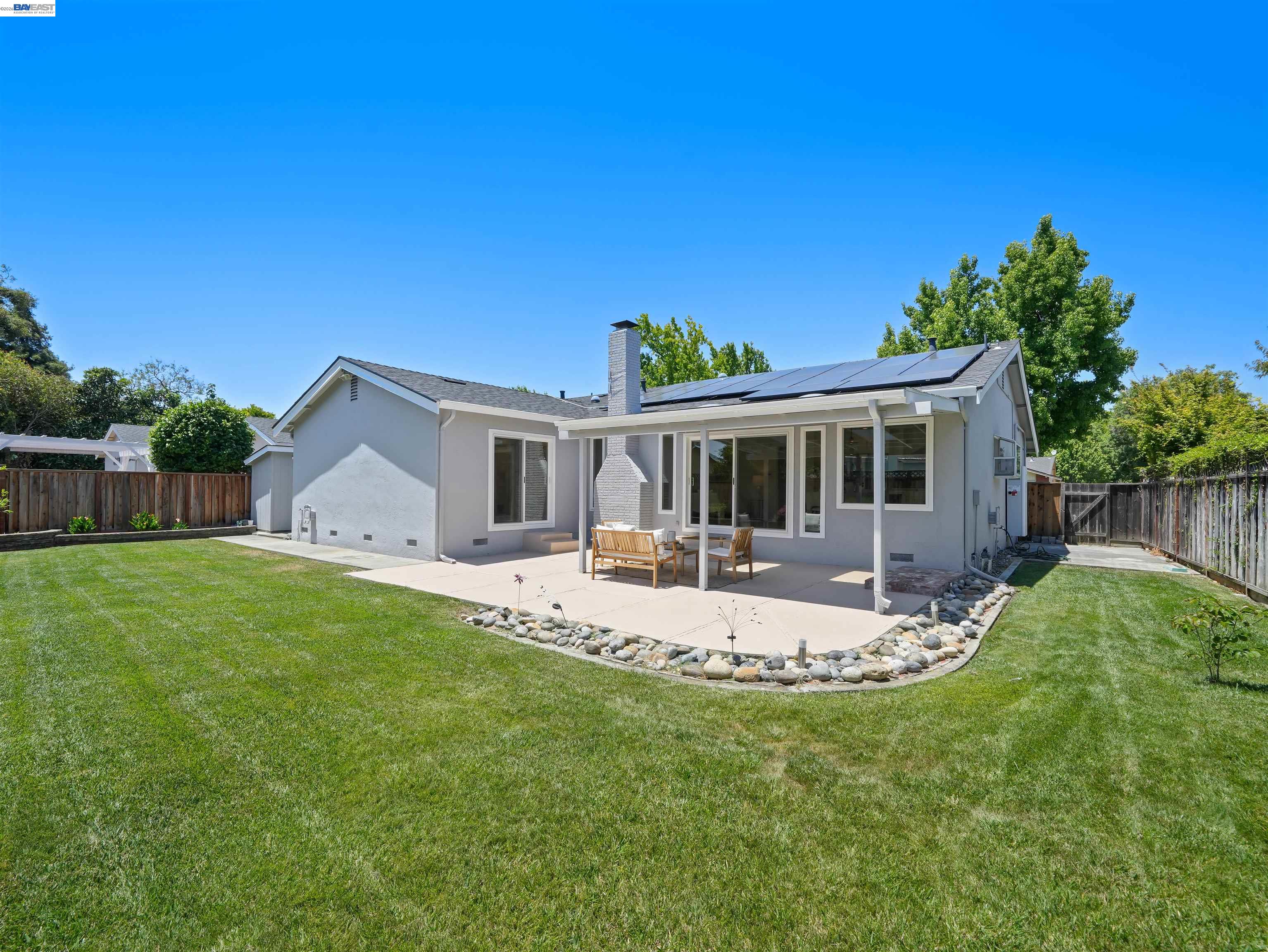 4815 Windermere Dr