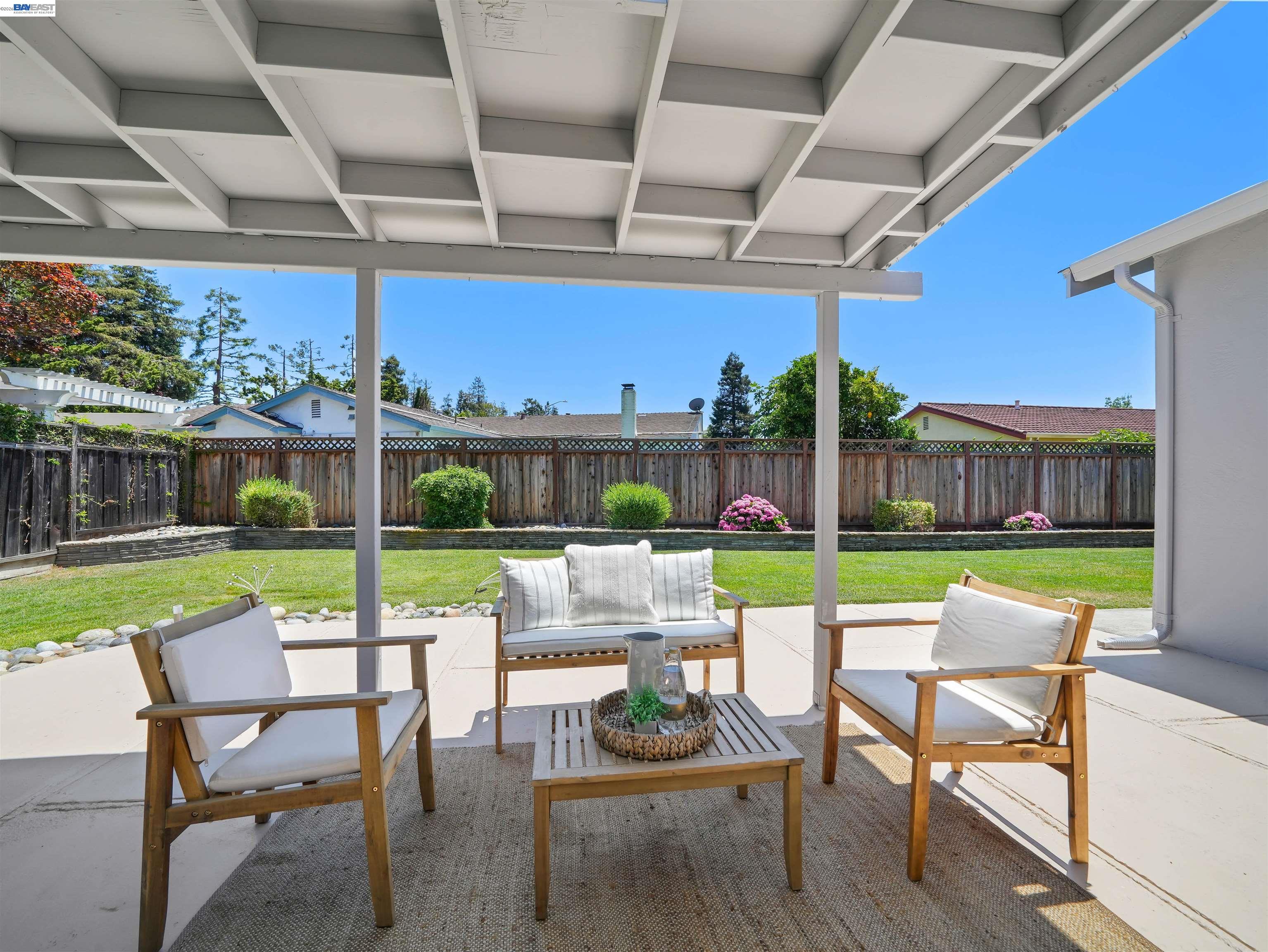 4815 Windermere Dr