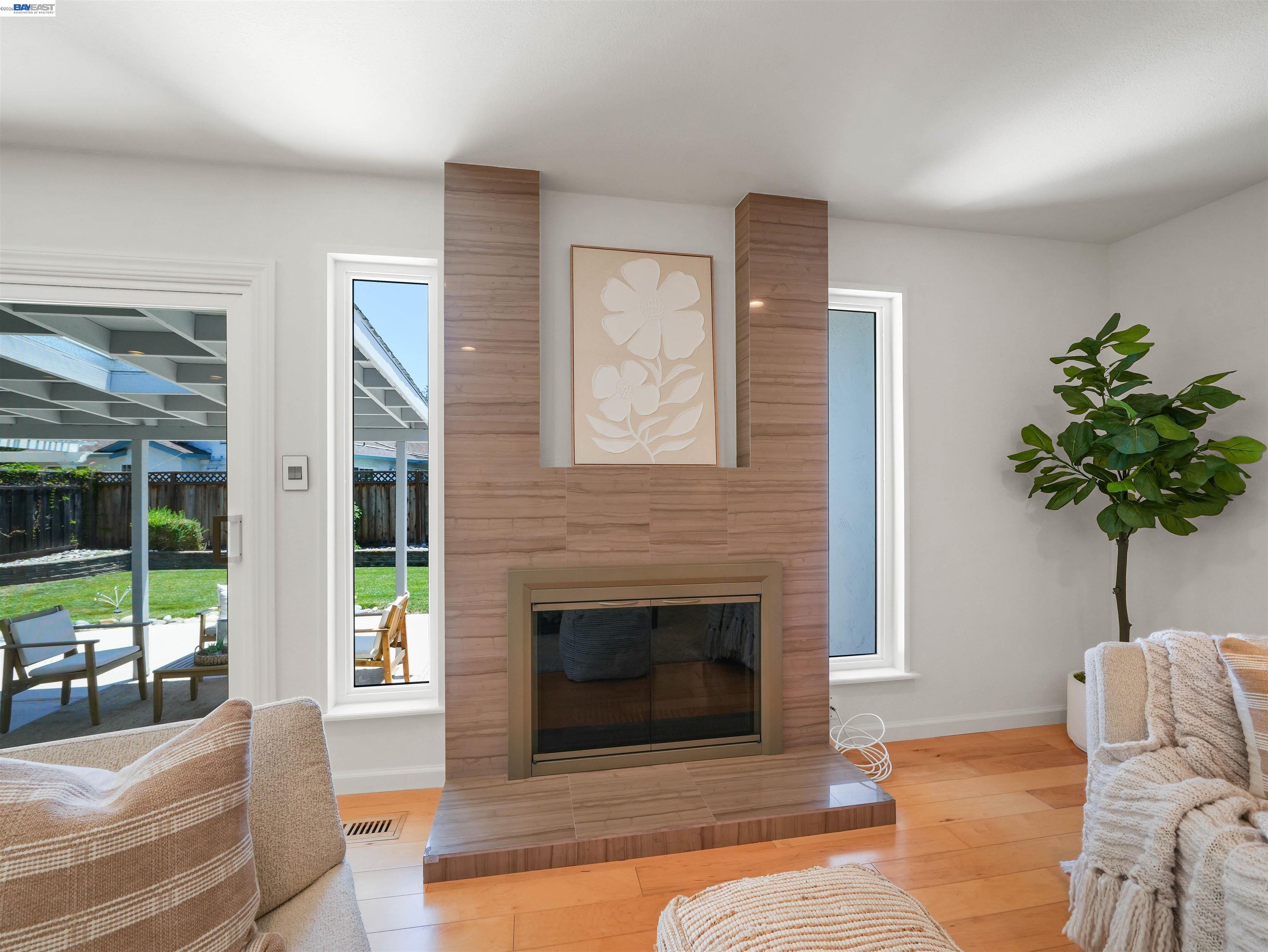 4815 Windermere Dr