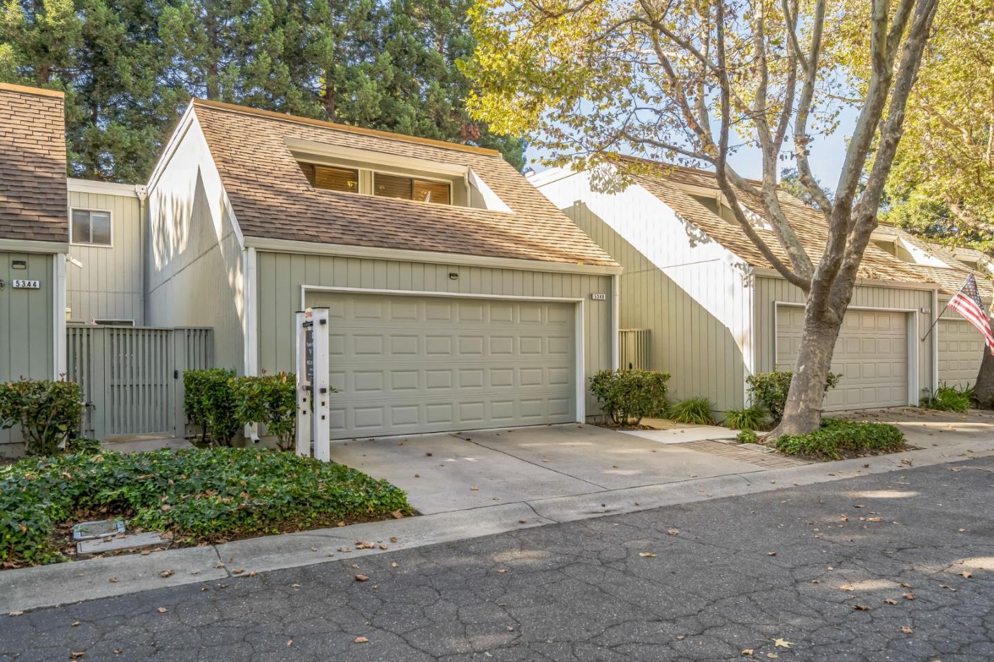 5348 Brookside Court