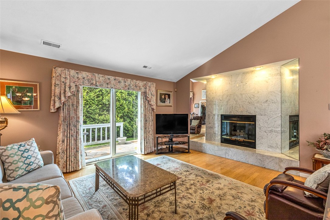 90 Nipmuc Trail A