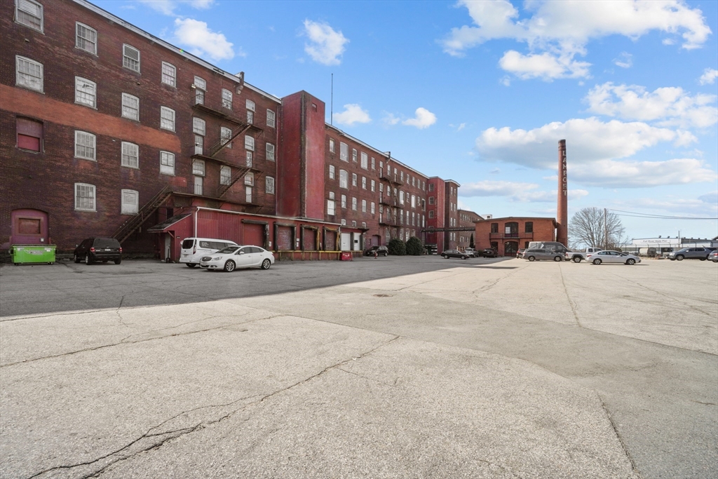 104 Anawan Street