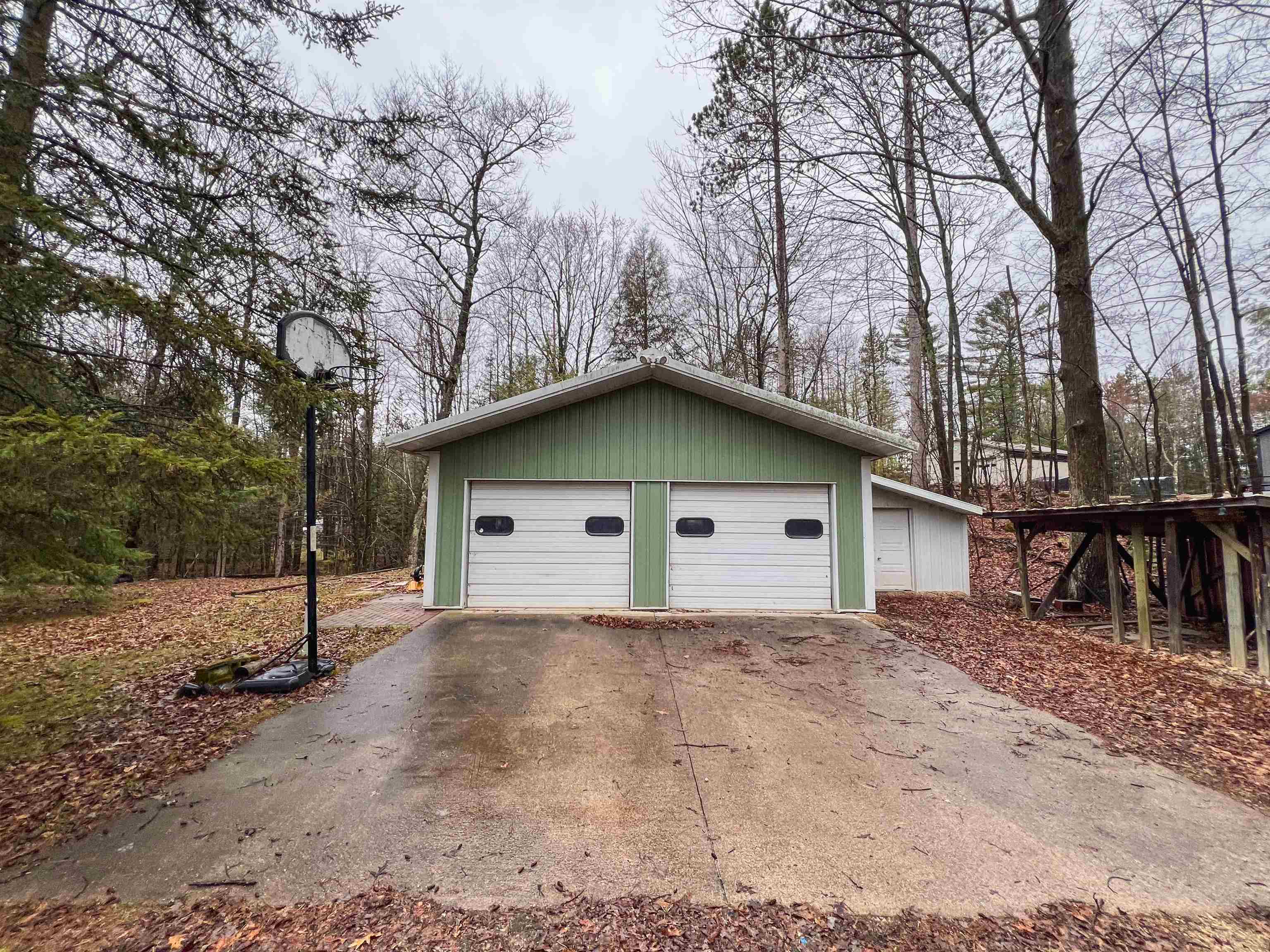 17890 W WHEELER LAKE Lane