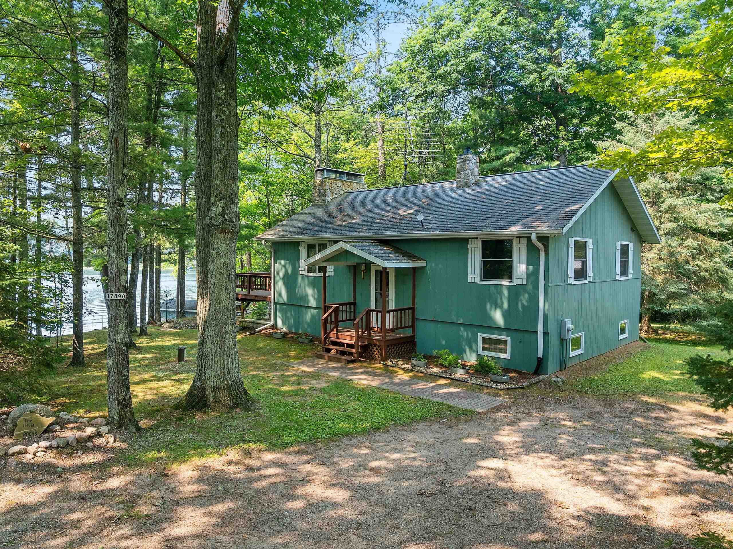 17890 W WHEELER LAKE Lane