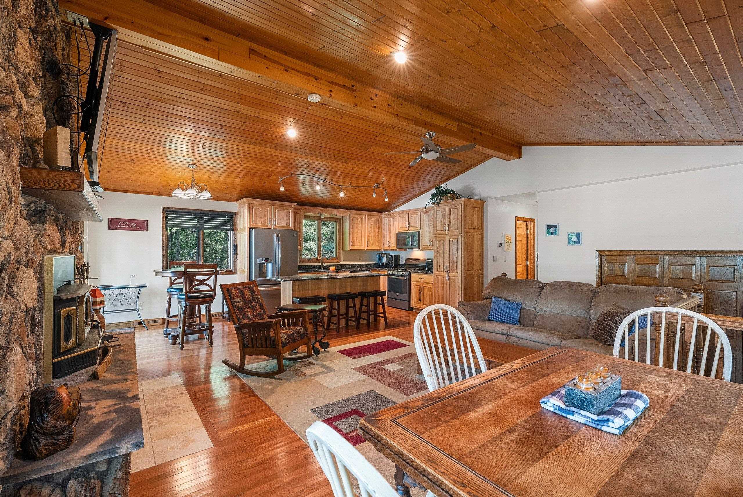 17890 W WHEELER LAKE Lane