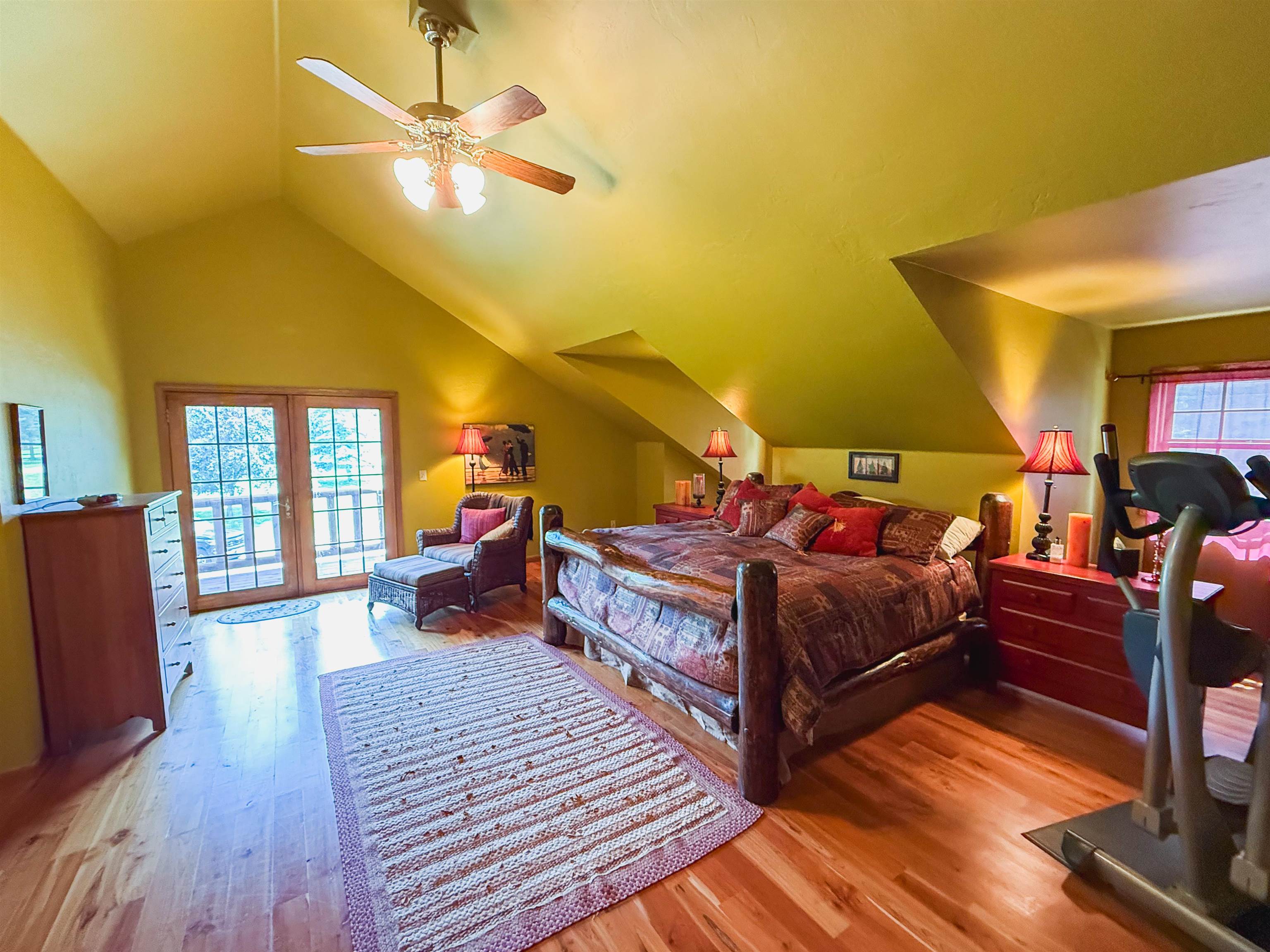 15811 CEDAR RIDGE Lane