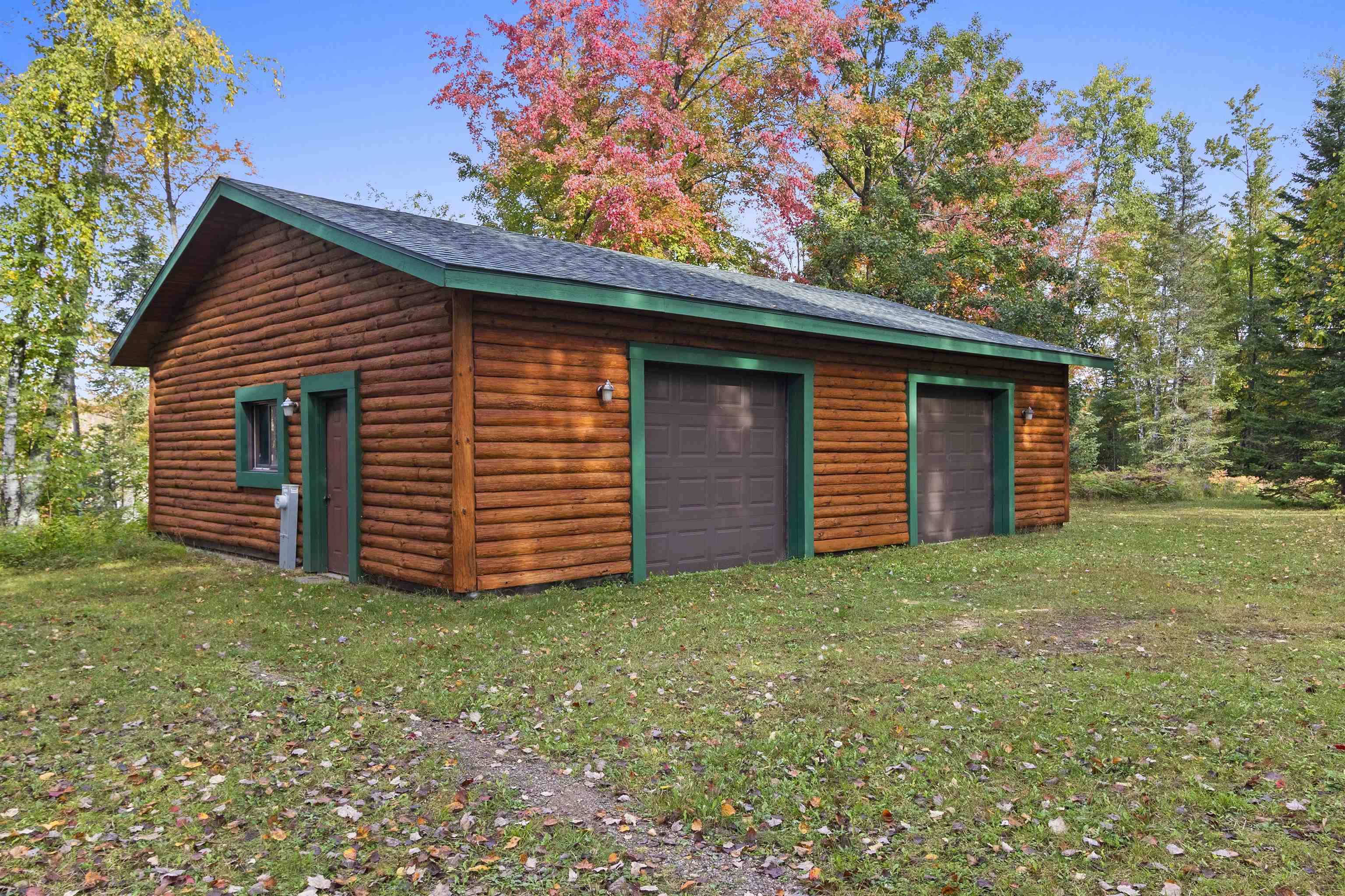 15811 CEDAR RIDGE Lane