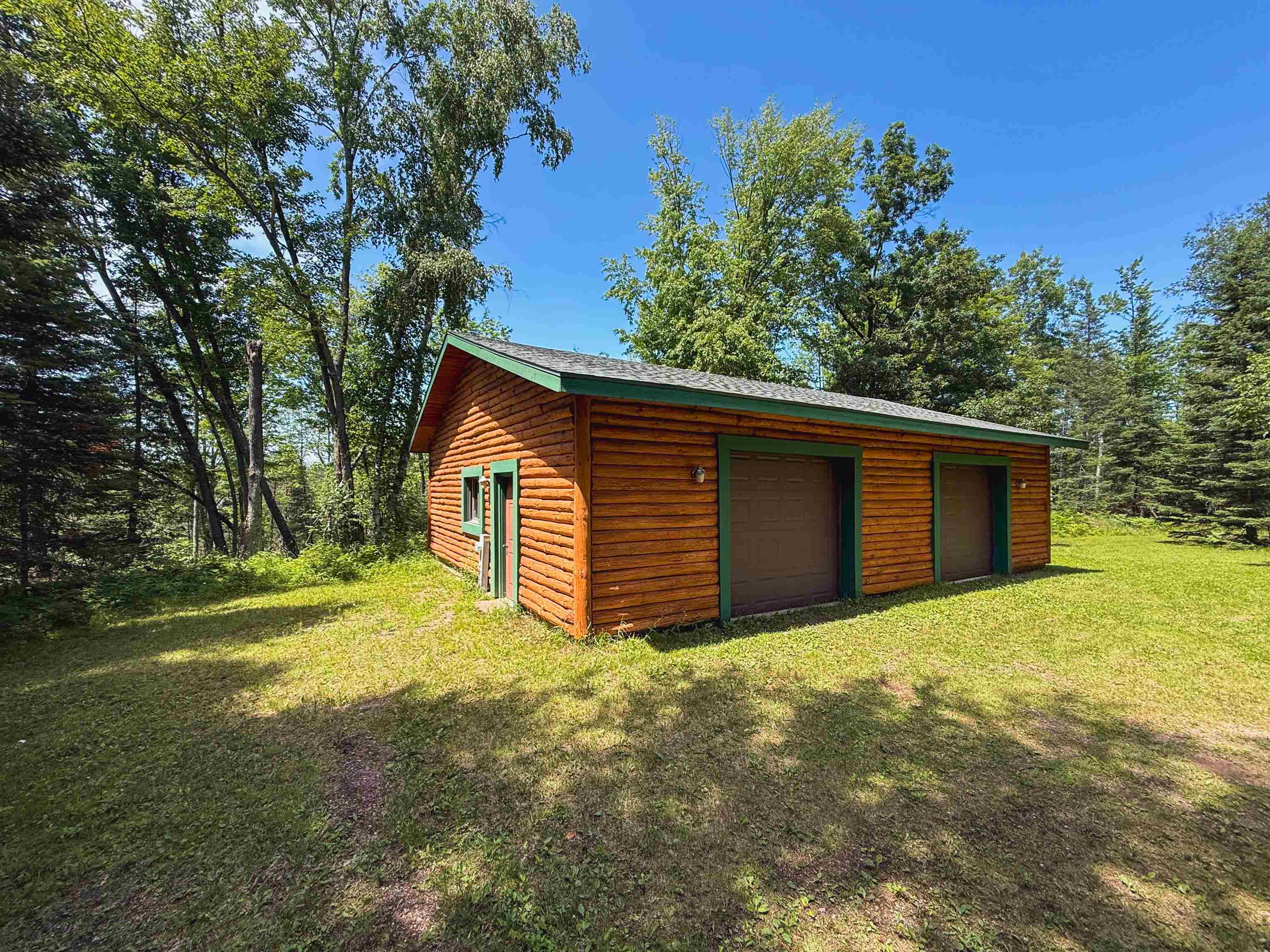 15811 CEDAR RIDGE Lane