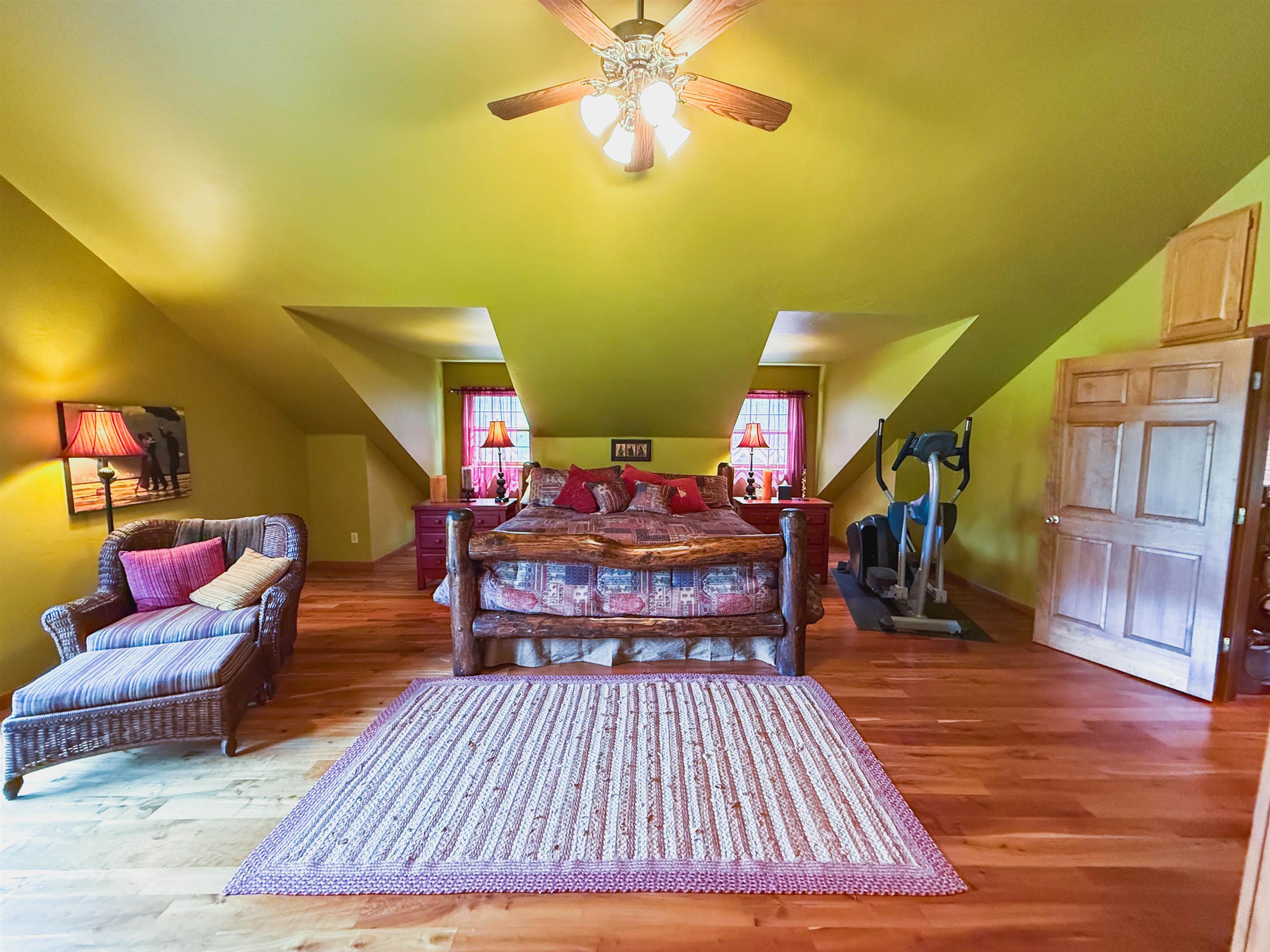 15811 CEDAR RIDGE Lane