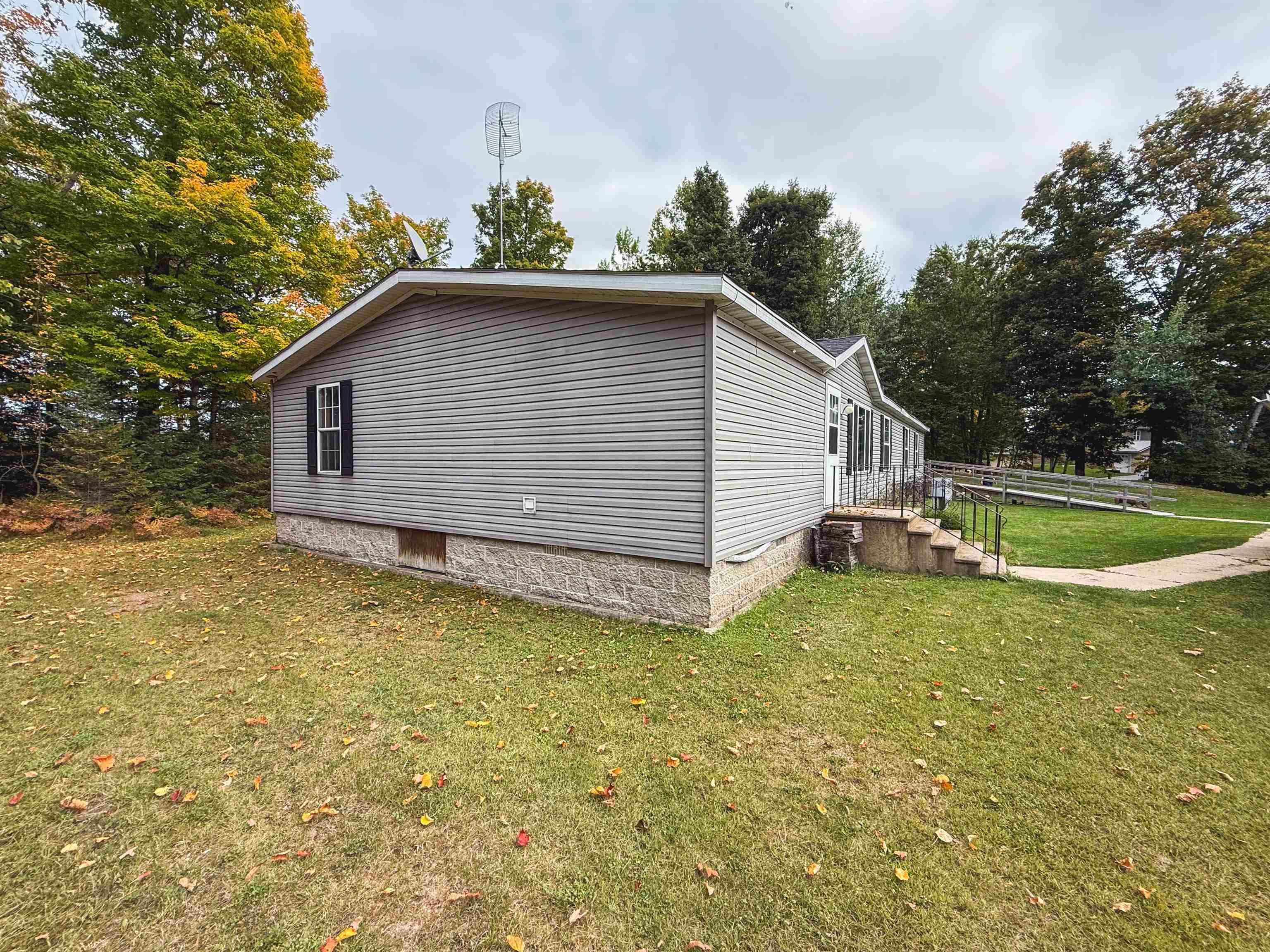 17560 BASS POINT Lane