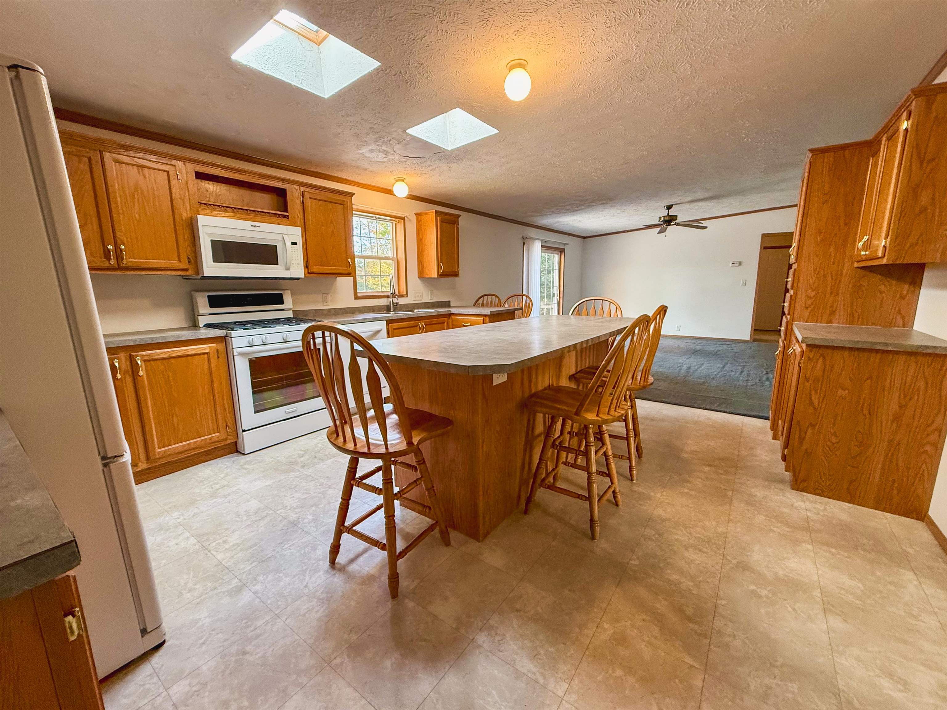 17560 BASS POINT Lane