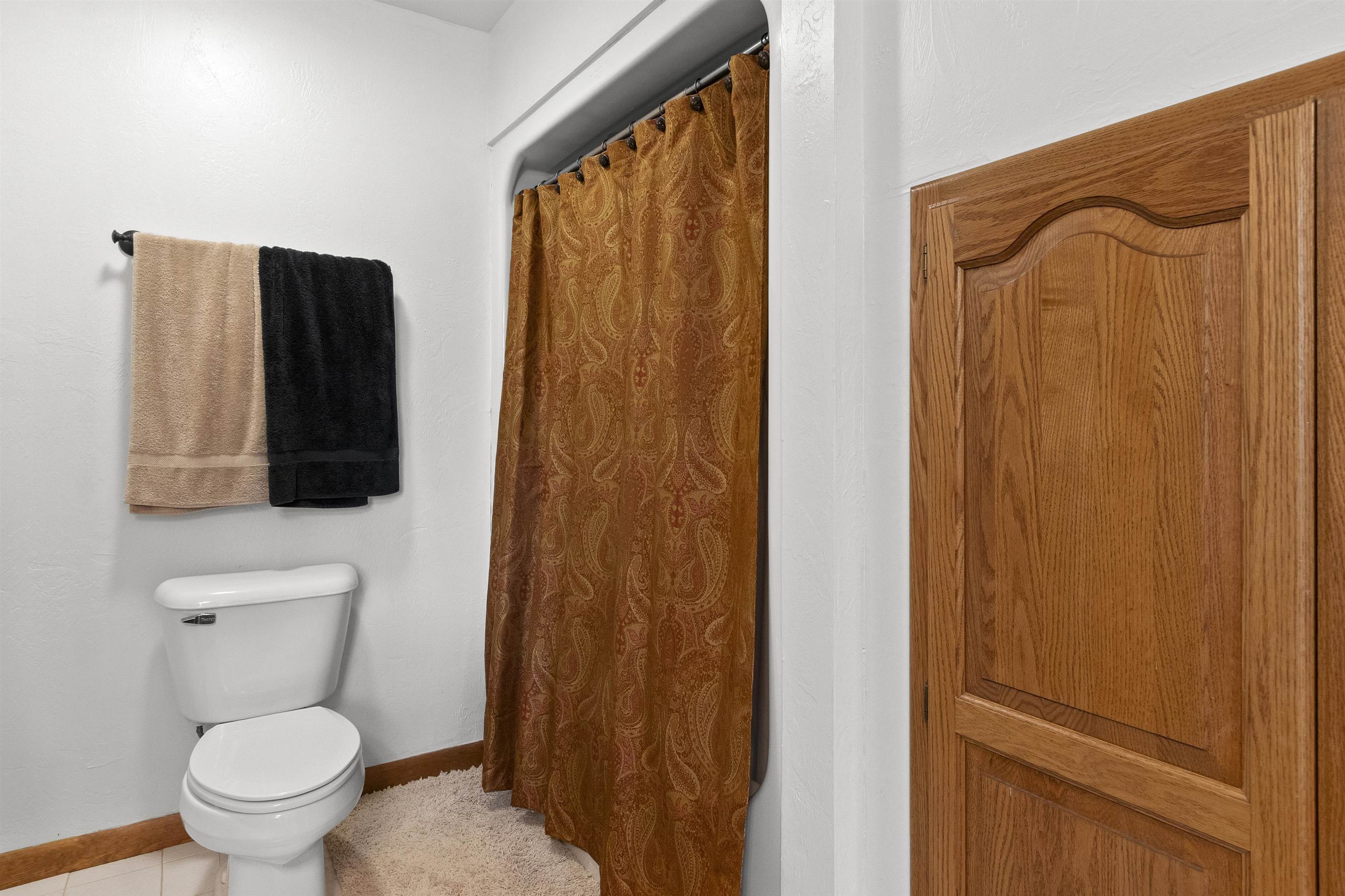 15811 CEDAR RIDGE Lane