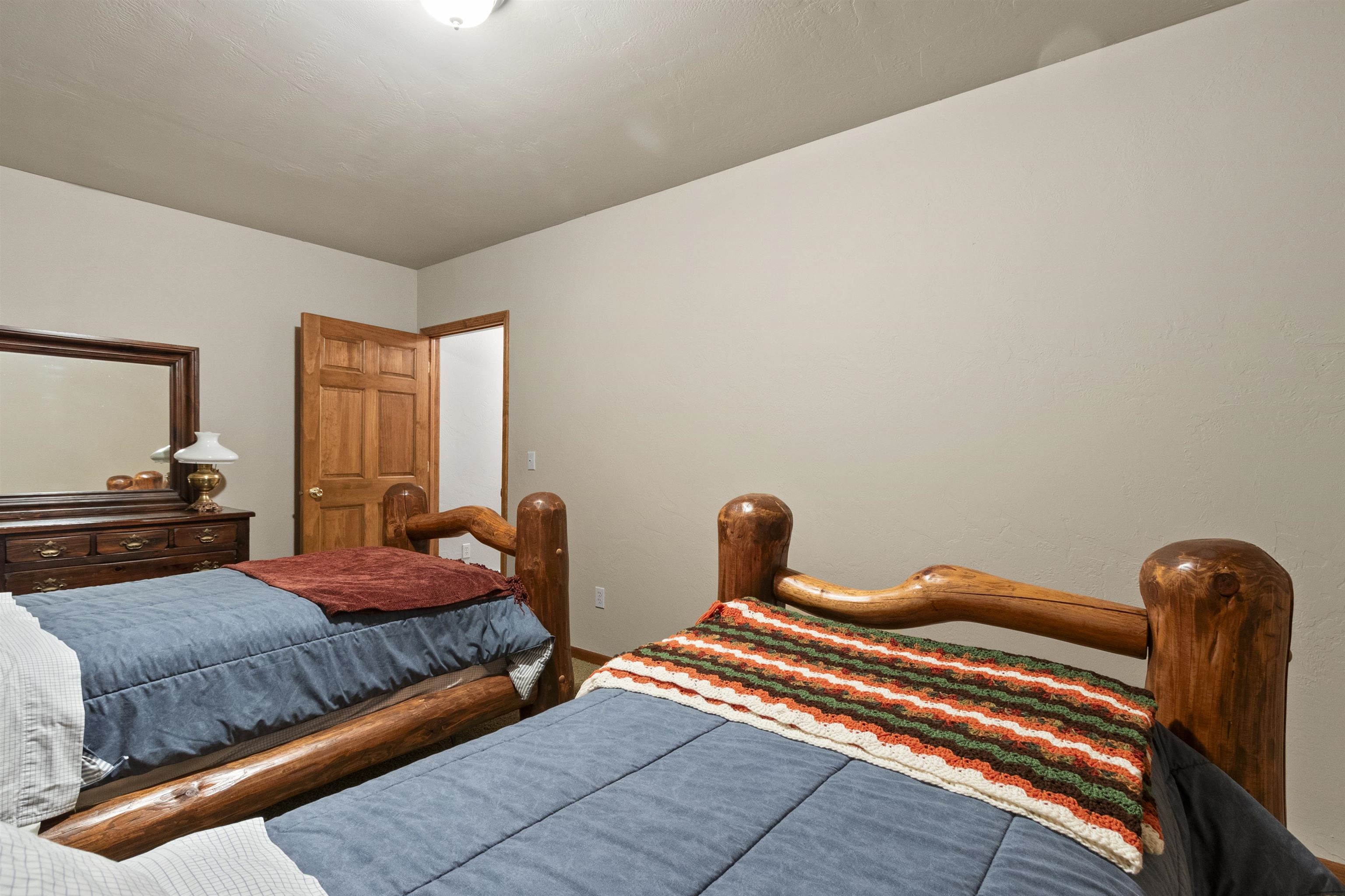 15811 CEDAR RIDGE Lane